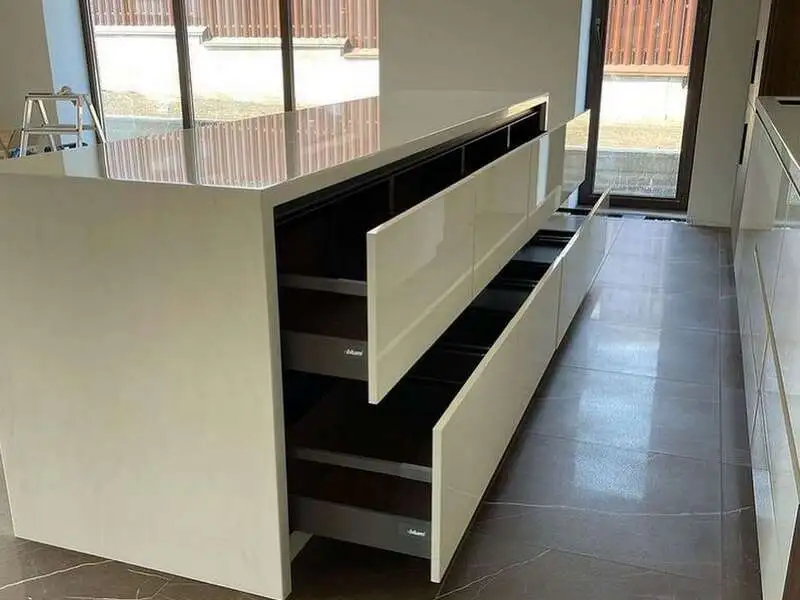 Levallois-Perret - Image 4